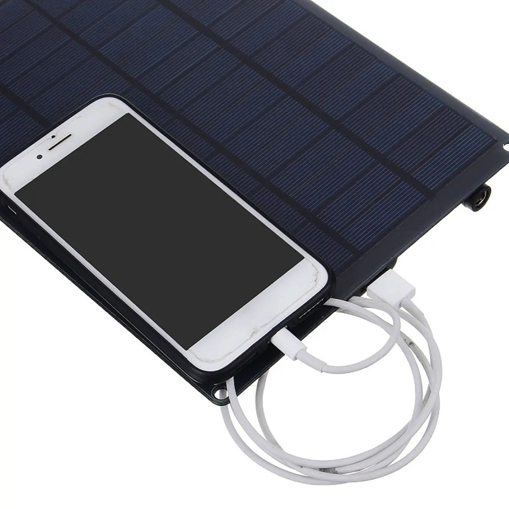 Panel solar de 15 W con ventiladores para carga al aire libre y expresión de calor